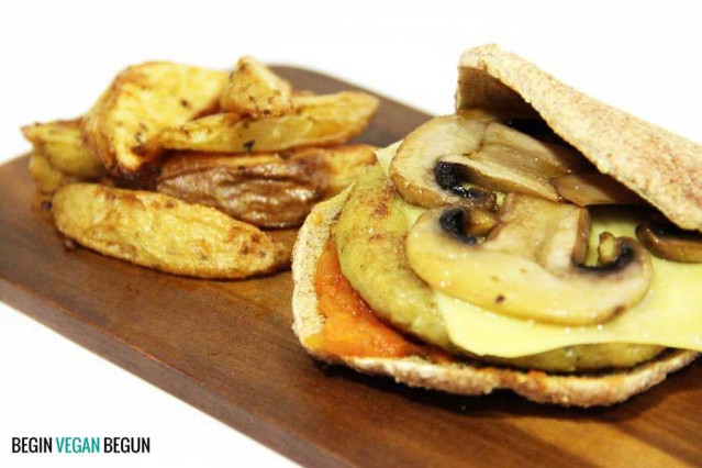 Hamburguesas de garbanzo y zapallito italiano