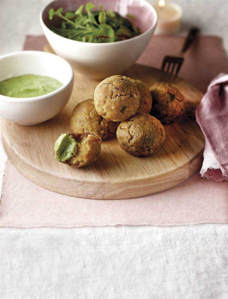 Bolitas de lentejas con salsa aromática