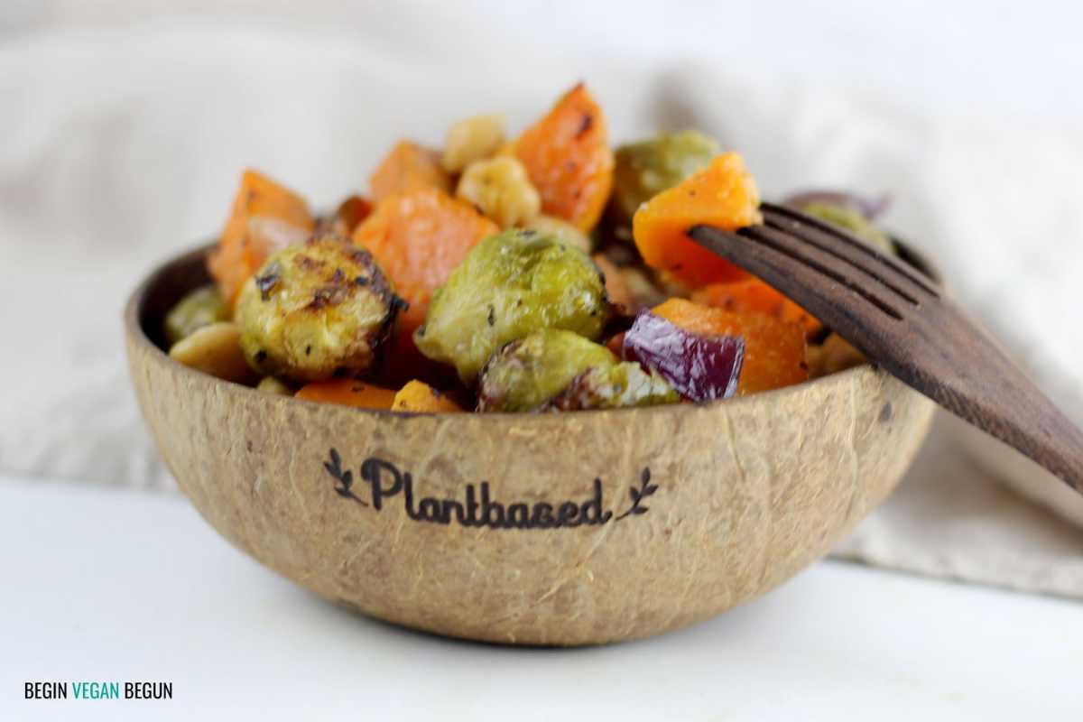 Coles de bruselas al horno con camote