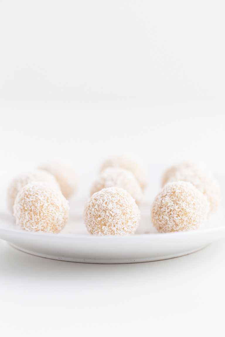 Bolitas de coco (3 ingredientes)