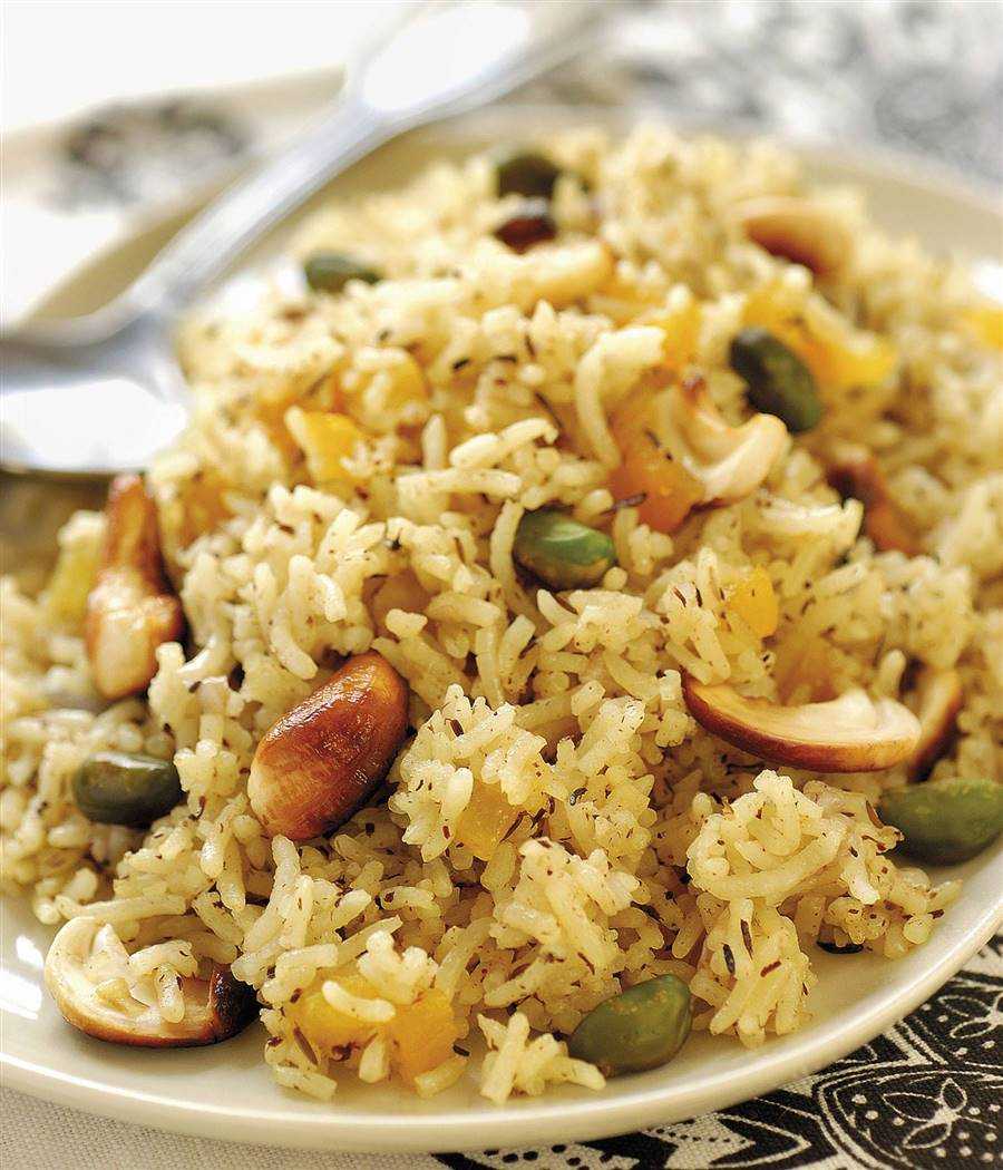 Arroz crujiente con frutos secos